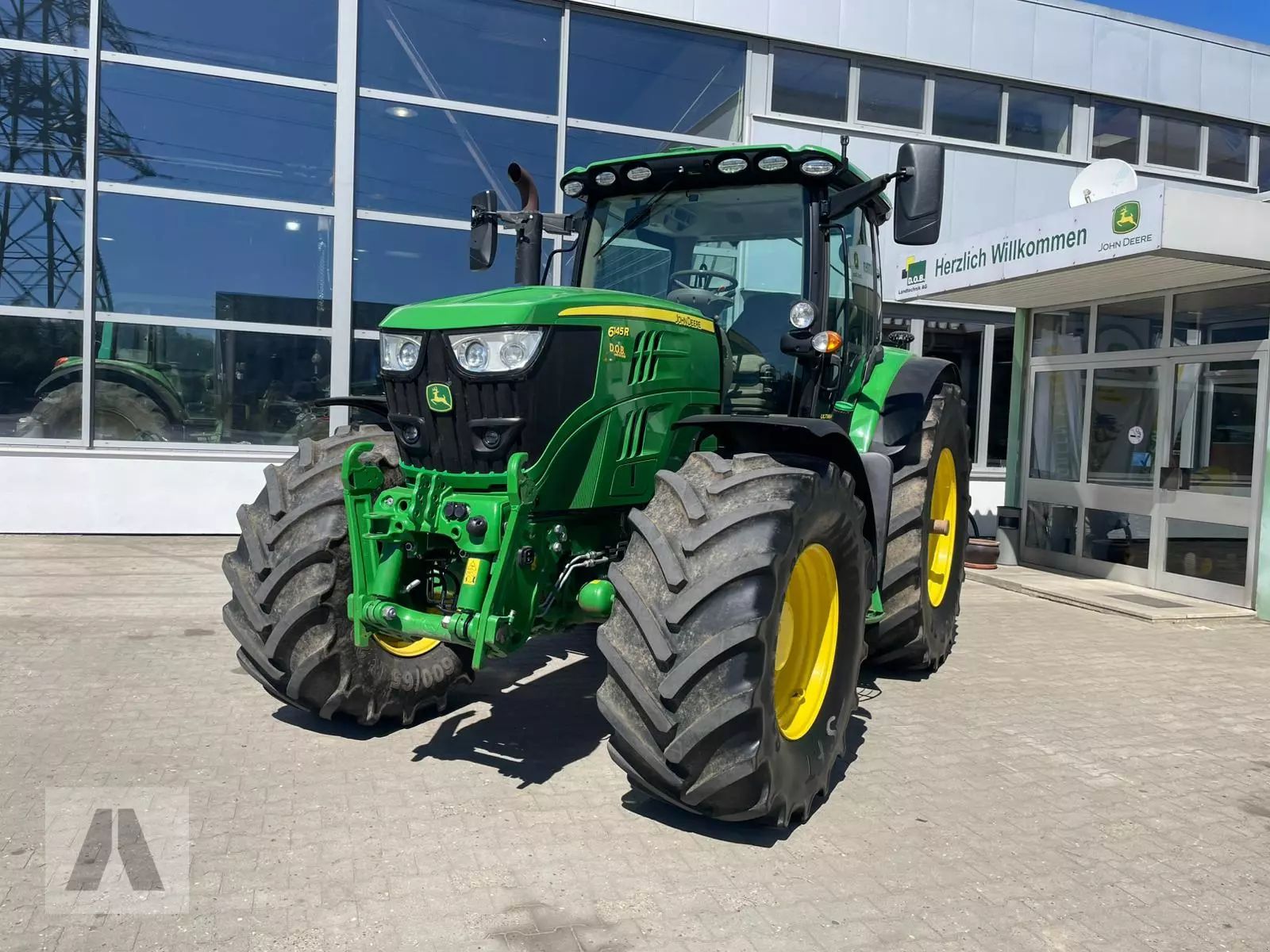 John Deere 6145 R Traktor 111 900 €