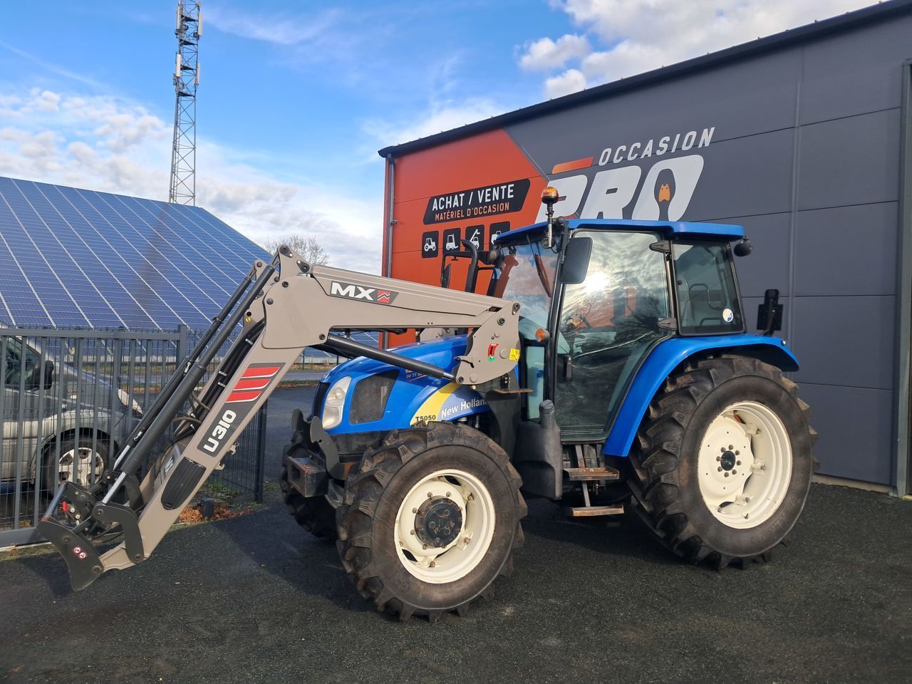 New Holland T 5050 Tractor €36,000