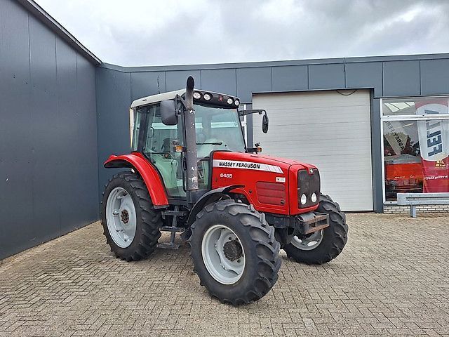 Massey Ferguson 6455 Traktor