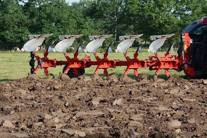 E-FARM: GREGOIRE BESSON rover 50 - 5(4+1) - Plough - id DYSQCRT - €19,300 - Romania
