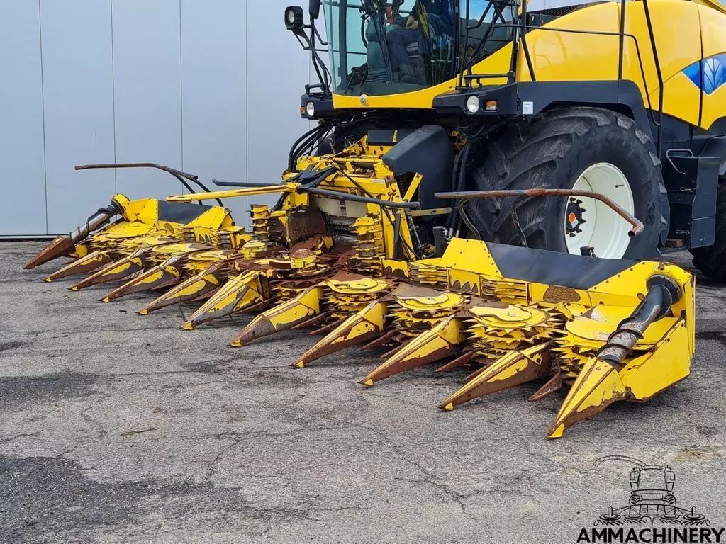 New Holland 470fi Trincia trainata