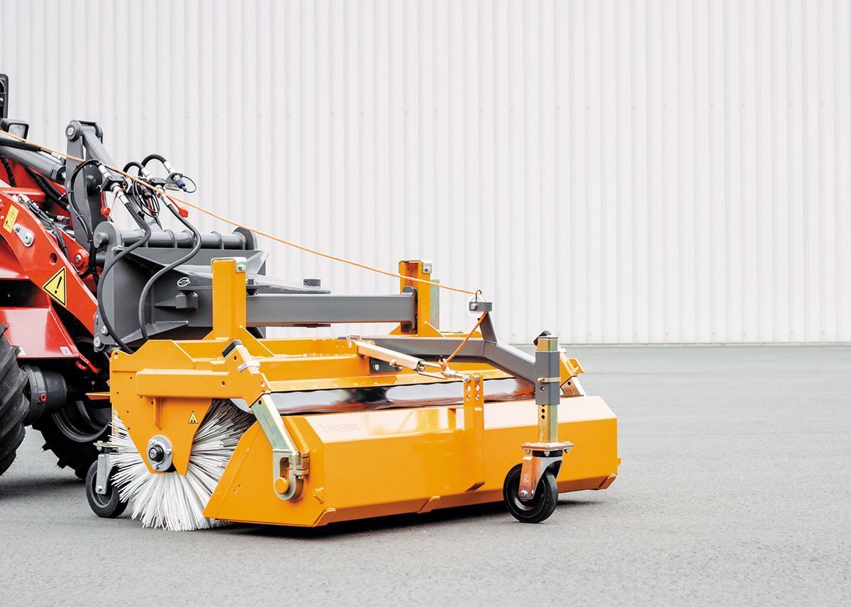 E-FARM: Bema 20 kehrmaschine aktion - Załącznik - id SPULLN1 - 3159 € - Austria