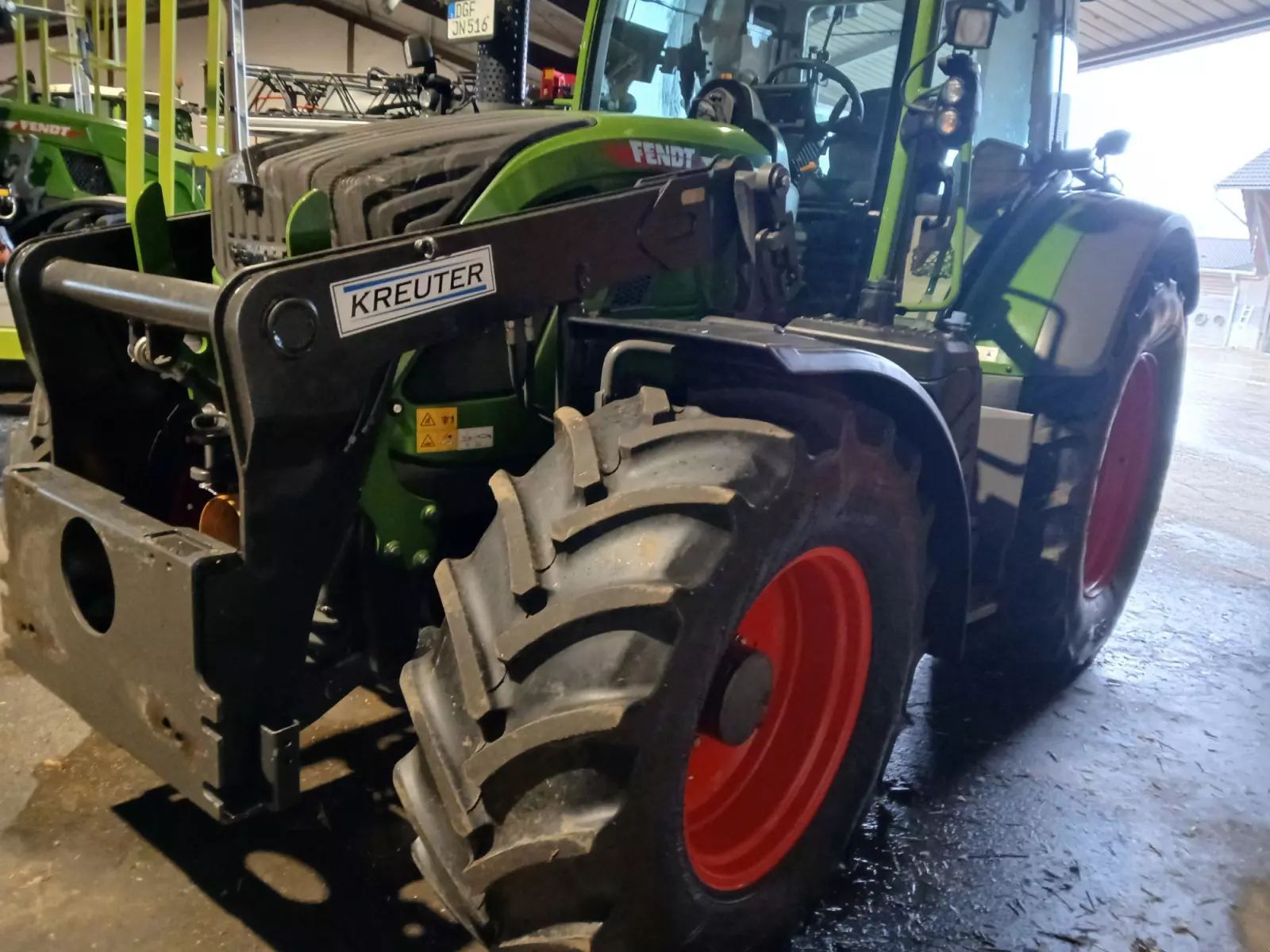 Fendt 716 Vario Traktorius 134 450 €