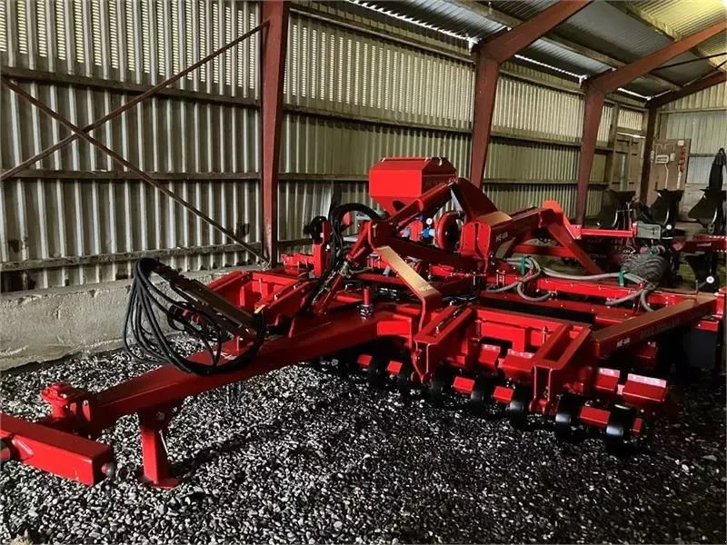 E-FARM: HE-VA disc-roller contour 4 mtr, frøsåkasse - Prasy i wały - id KA5NHTF - 30 149 € - Rok produkcji: 2020 - Dania