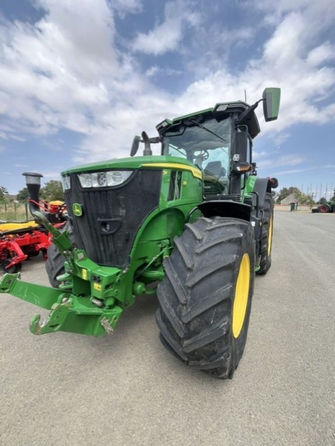 John Deere 7R 250 Tractor 128.000 EUR