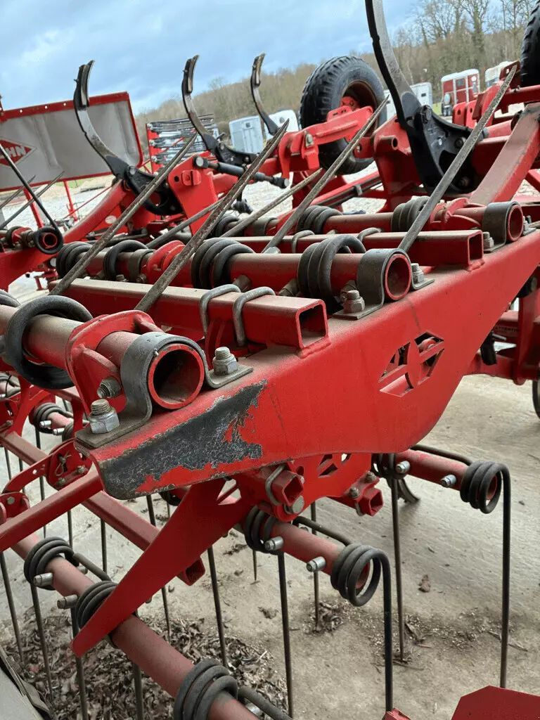 GREGOIRE BESSON dechaumeur crossland 2230 Kultywator 7900 €
