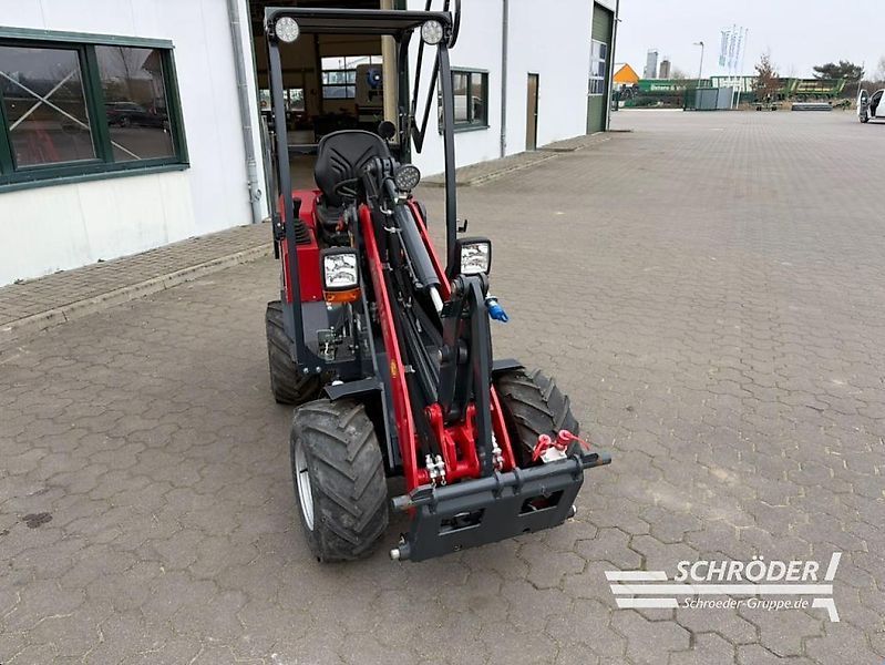 Schäffer 1622 Kompaktlader 22.900 €