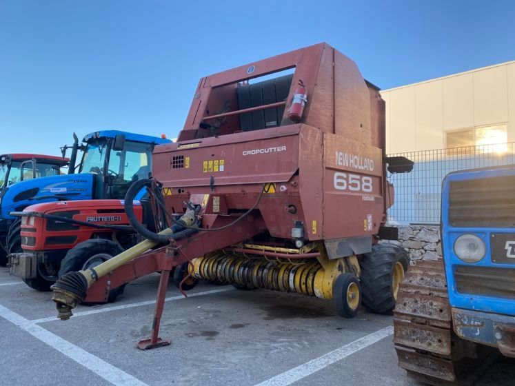 New Holland 658 Ballenpresse 5.000 €