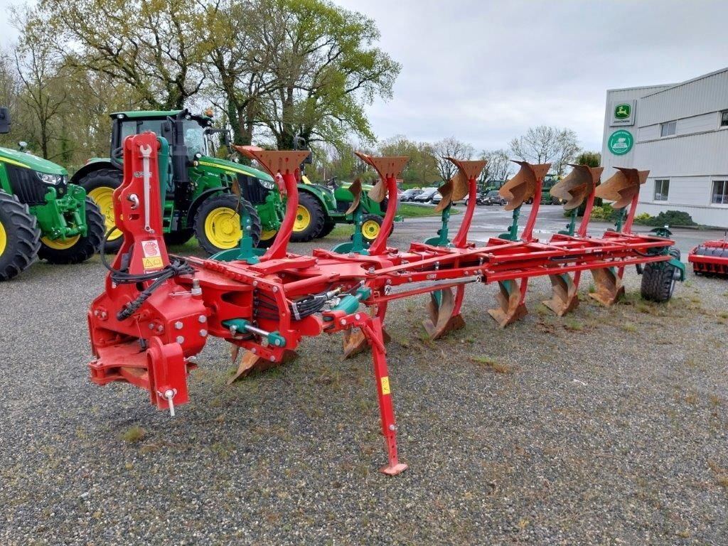 E-FARM: Kverneland 3300s - Pług - id ITGTFGW - 36 500 € - Rok produkcji: 2023 - Francja