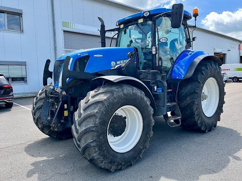 New Holland T7.220 Tractor €46,218