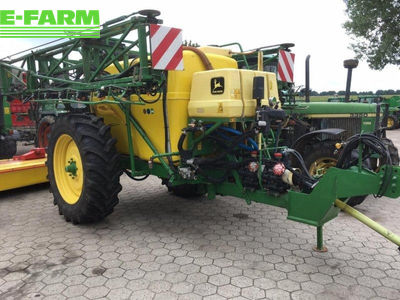 E-FARM: John Deere 638 # 3800l/27m - Pulvérisateur - id FFPFTIY - 8 000 € - Année: 2000