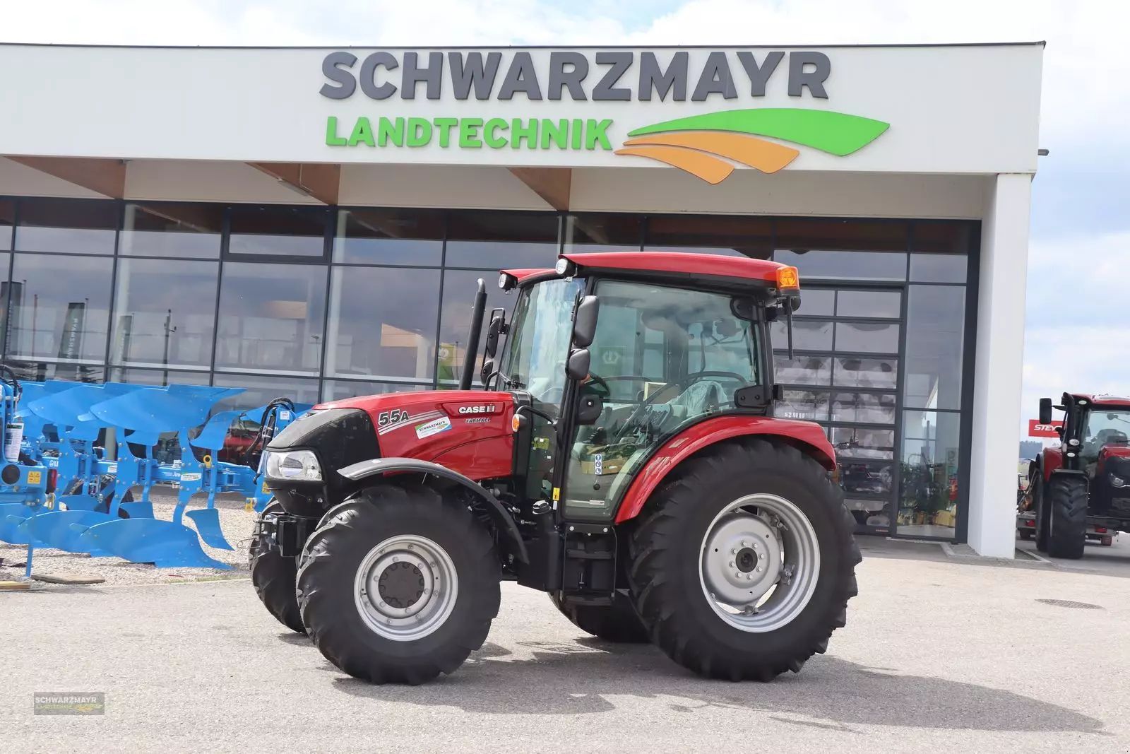 Case IH Farmall 55 A Tractor
