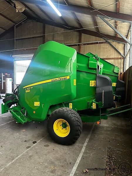 E-FARM: John Deere V451M - Presse à balles - id VJWIKXU - 44 900 € - Année: 2023 - Allemagne