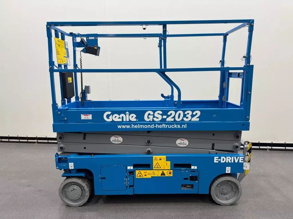 Genie gs-2032 e-drive Selbstfahrende Plattform 12.500 €