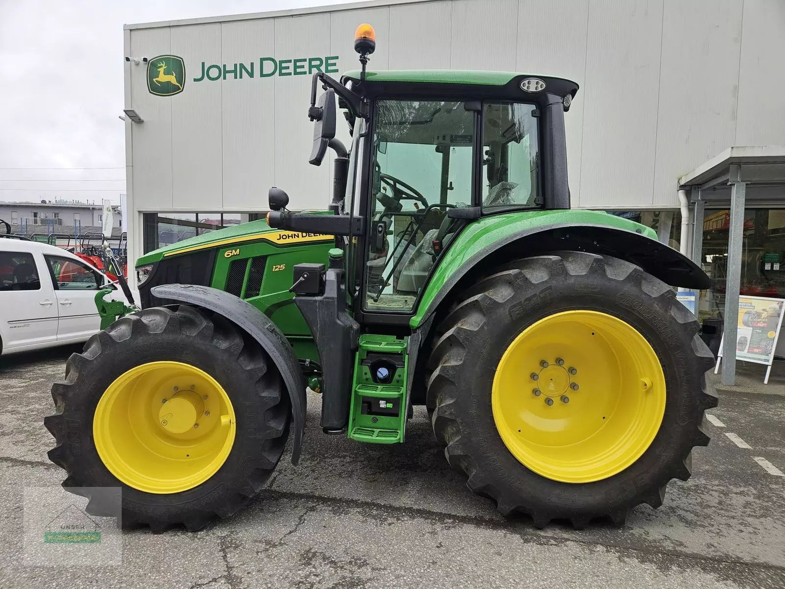 John Deere 6M 125 Traktori 121 917 €