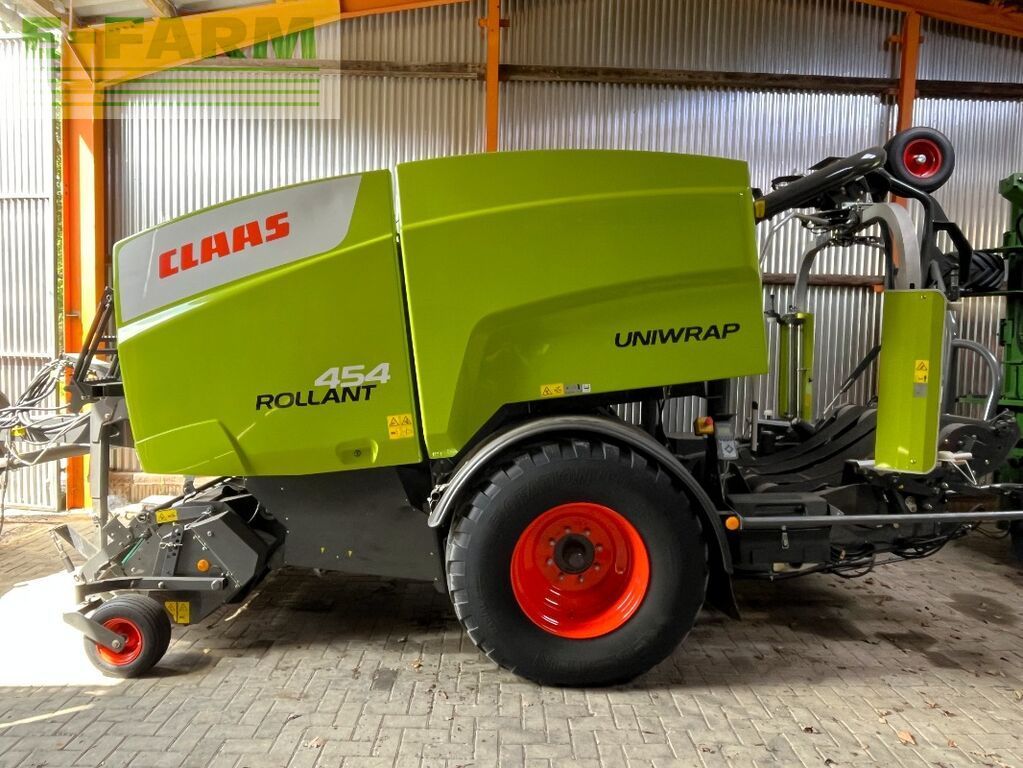 Claas Rollant 454 RC Uniwrap Baler €49,580