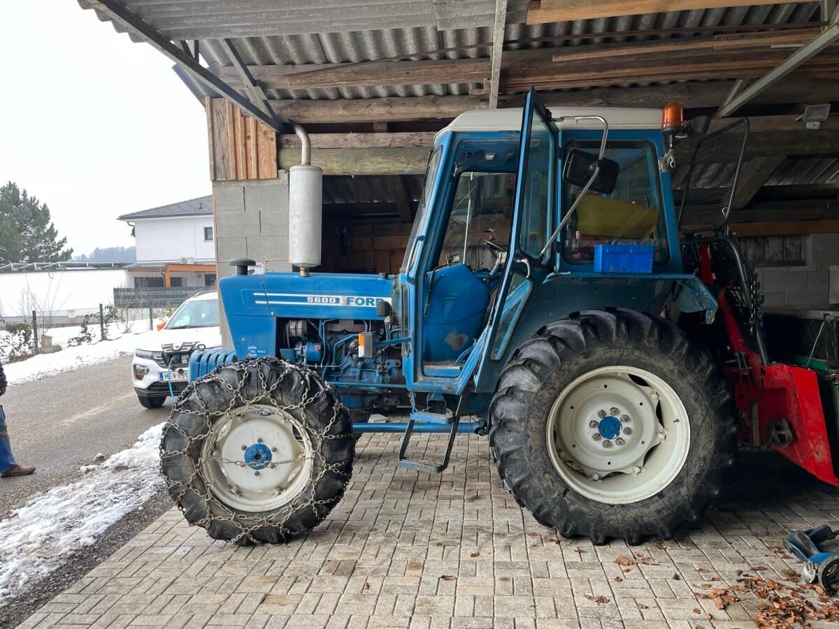 Ford Traktor 17 000 €