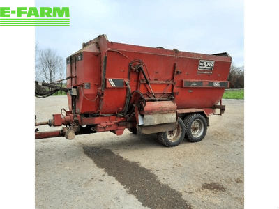 E-FARM: sonstige cocotte mm - Silage cutter and feeder - id 42N6USX - €8,000 - Year of construction: 2007