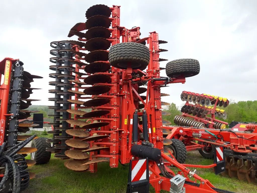 Kverneland Qualidisc Pro 7001 T Grubber 56.000 €