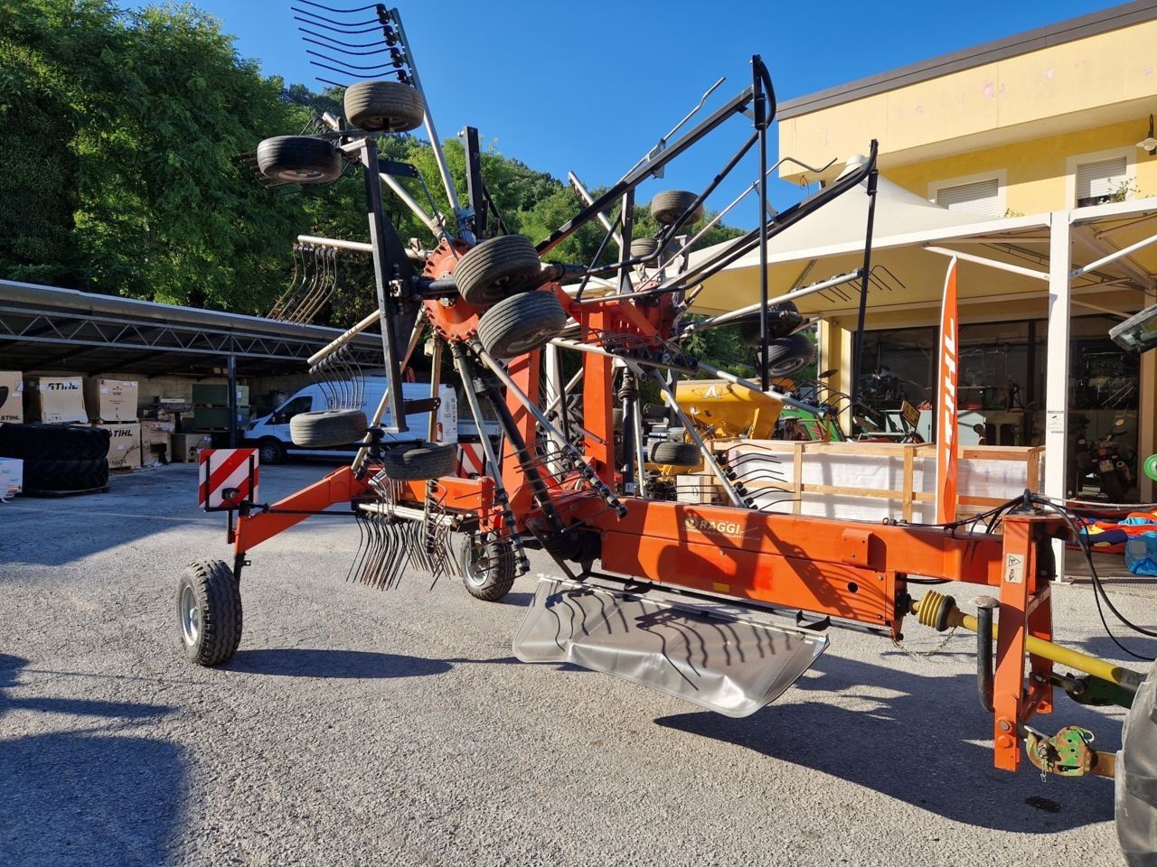 E-FARM: FELLA TS 801 - Prevrtači sena - id FXTTE9T - 10 400 € - Godina proizvodnje: 2007 - Italija