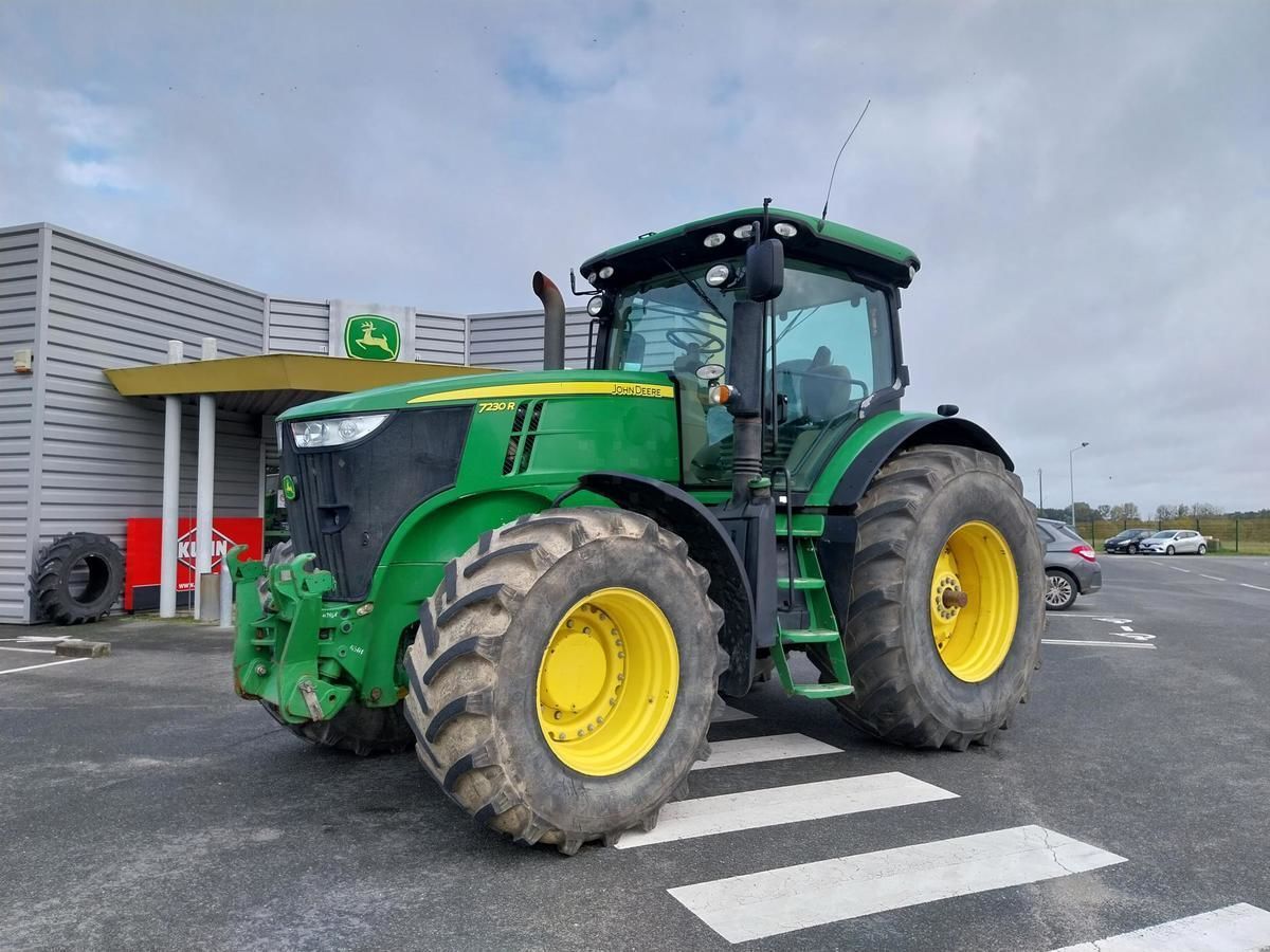 E-FARM: John Deere 7230 R - Tractor - id 5JZ91JS - 65.000 € - Año: 2013 - Horas: 6.025,Potencia del motor: 230,Francia