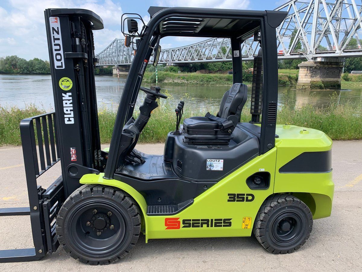 Clark s35d Viličar 35.000 €