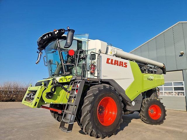 E-FARM: Claas Trion 750 - Combină de recoltat - id GNUR5ZK - 300.000 EUR - Anul: 2023 - Citeste ore: 363,Muterea motorului: 435,Olanda