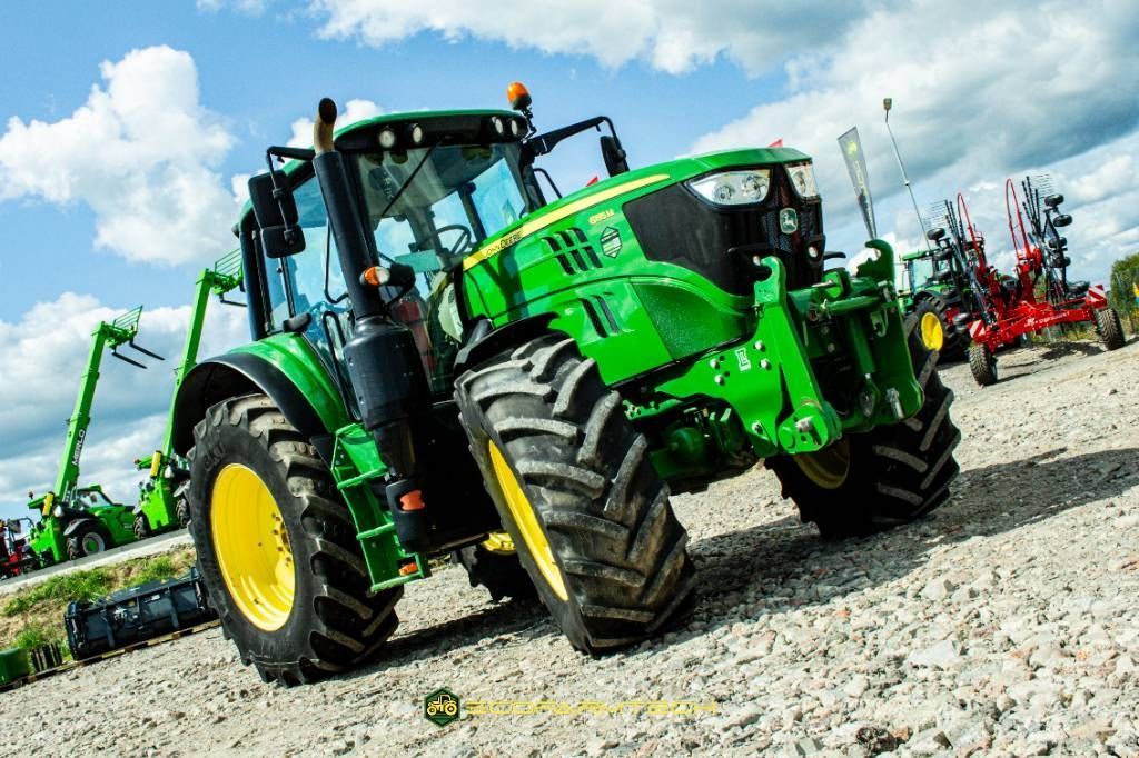 John Deere 6155 M Traktor 72.532 €