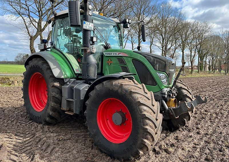 Fendt 516 Vario Profi Traktor 62 800 EUR