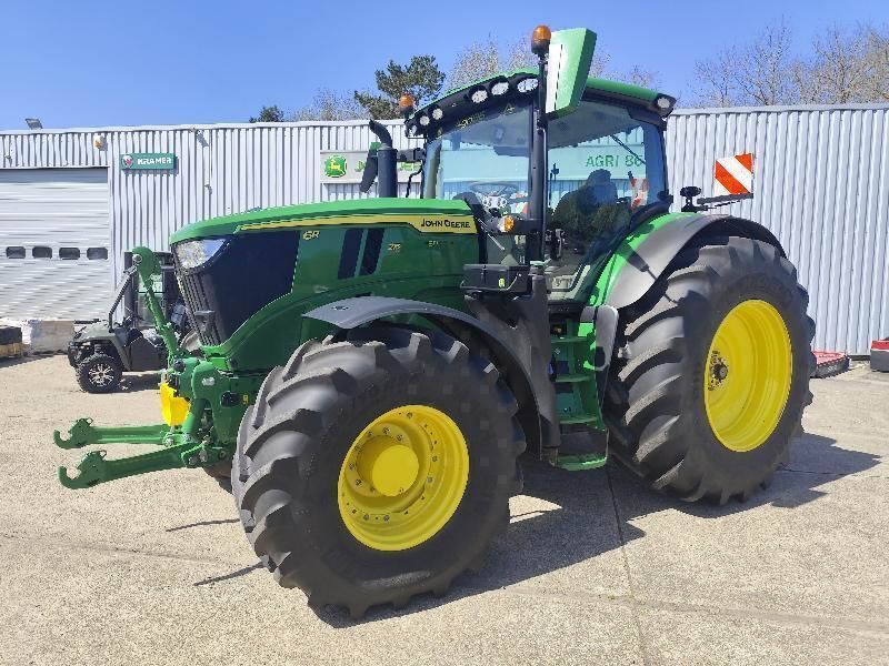 E-FARM: John Deere 6R 215 - Tractor - id 3ITKJAP - €180,000 - Year of construction: 2024 - Engine hours: 500,Engine power (HP): 215,France