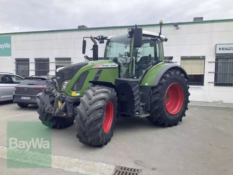 Fendt 724 Vario Profi Plus Трактор 123 900 €