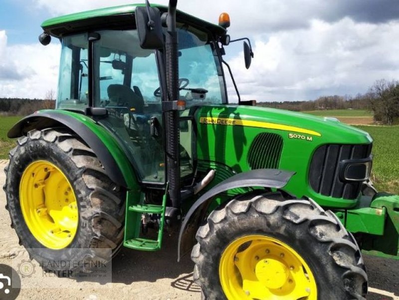 John Deere 5070 M tractor €30,417