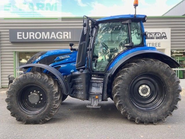 Valtra t174 versu Traktor 102 000 €
