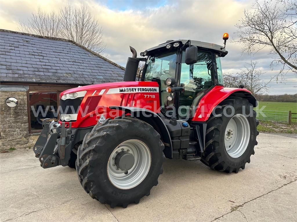 Massey Ferguson 7718 Tracteur 62 083 €