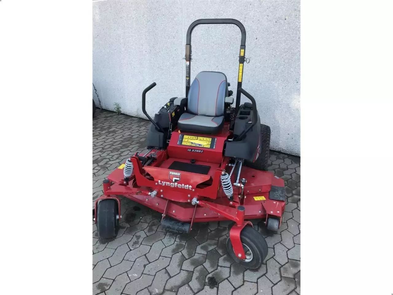 FERRIS zt 3200 Lawn mower €12,038