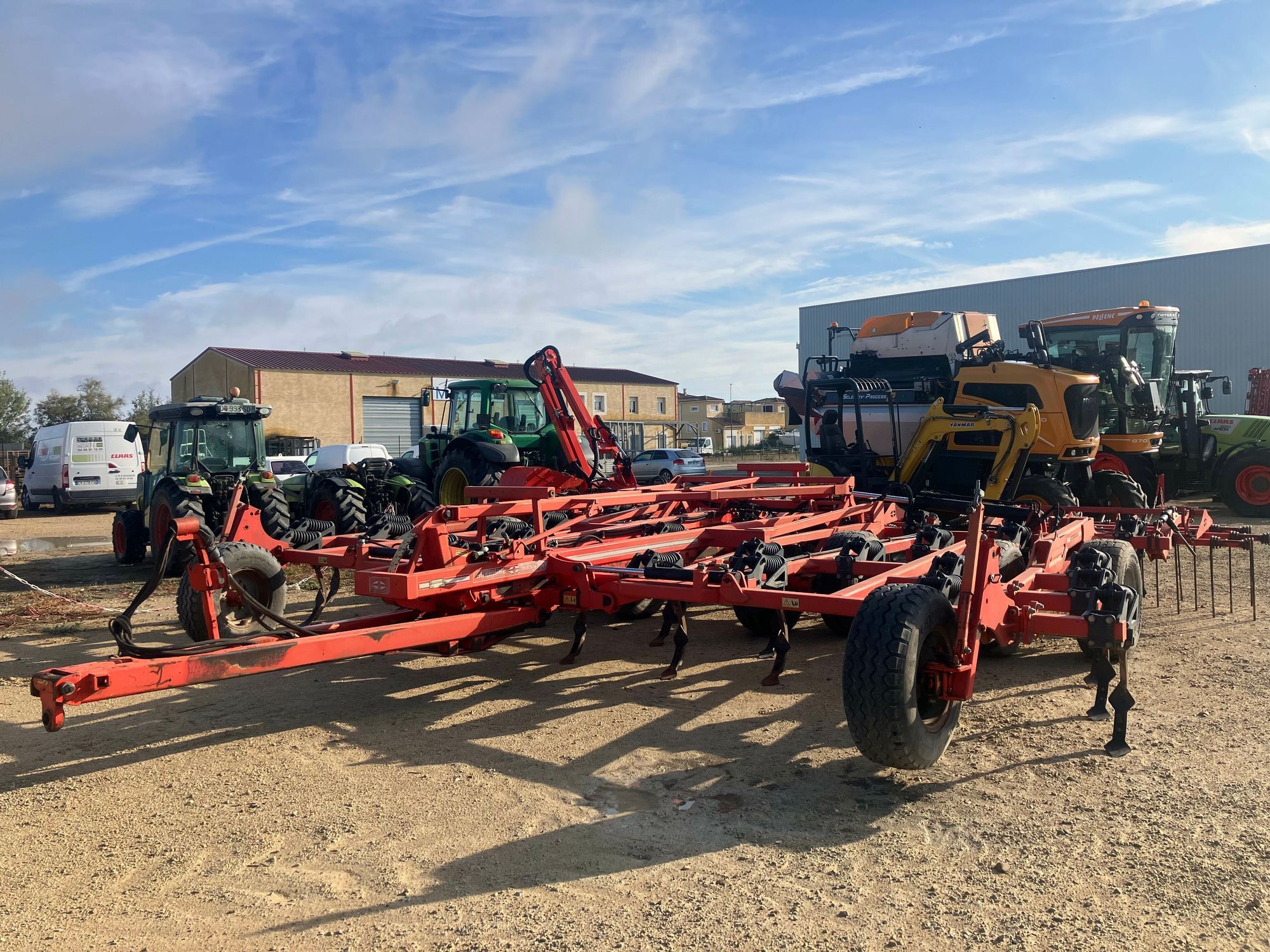 E-FARM: GREGOIRE BESSON eurocult - Cultivateur - id FLGQLYH - 28 000 € - France