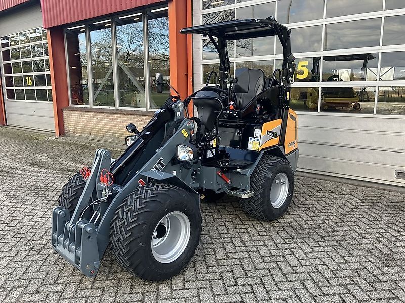 Giant G2500 X-tra HD Ładowarka kołowa