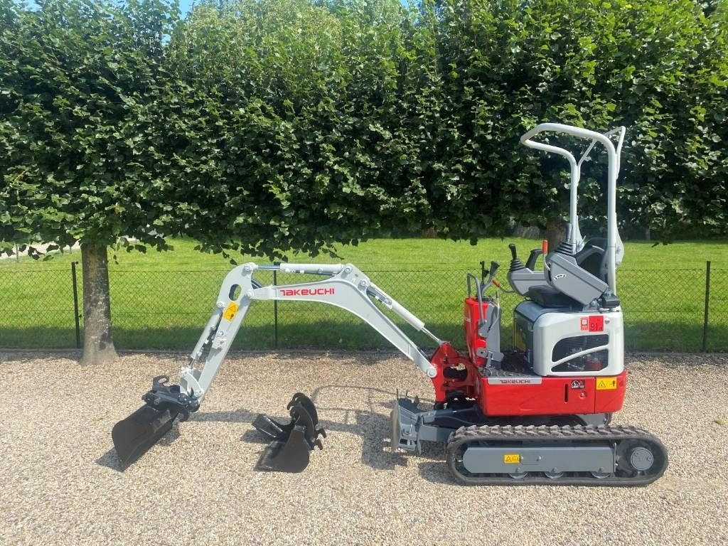 Takeuchi TB 210 R Mini escavatore 22.500 €