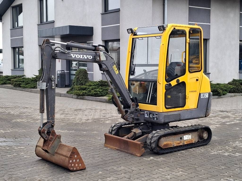 VOLVO ec 15 b Mini-pelle 13 402 €