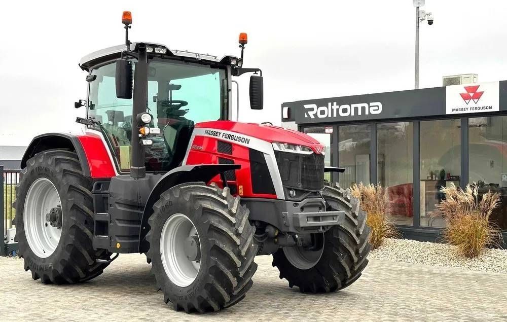 Massey Ferguson 8S.205 Trattore 134.402 €