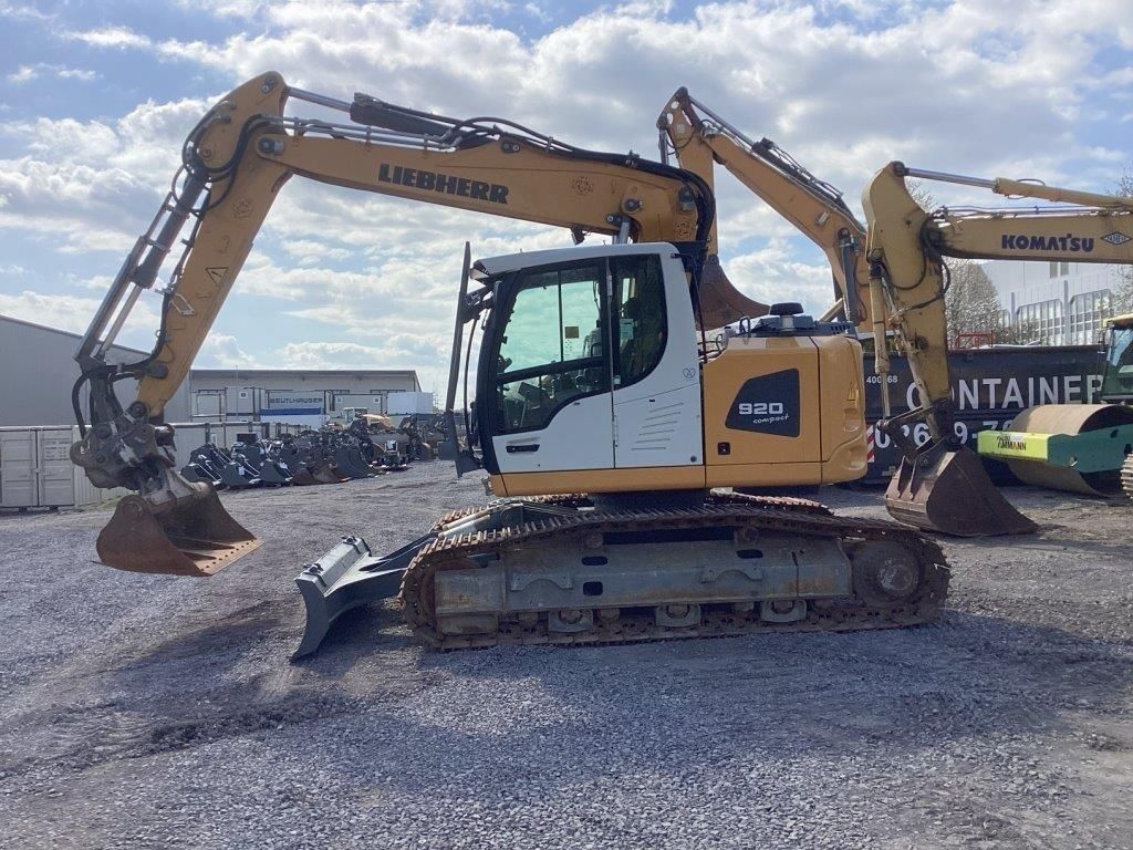 Liebherr r920 compact Excavadora de orugas 156.900 €