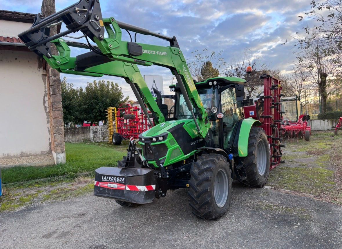 Deutz-Fahr 6125 C RVShift Tractor €92,000