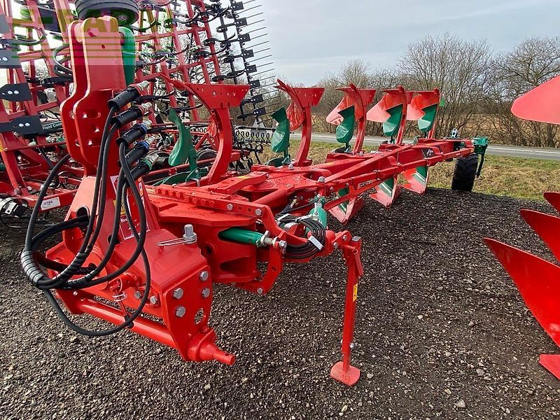 Kverneland EG 100/300 Aratro 48.651 €