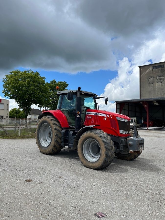Massey Ferguson 7620 Dyna-6 Tractor €45,000