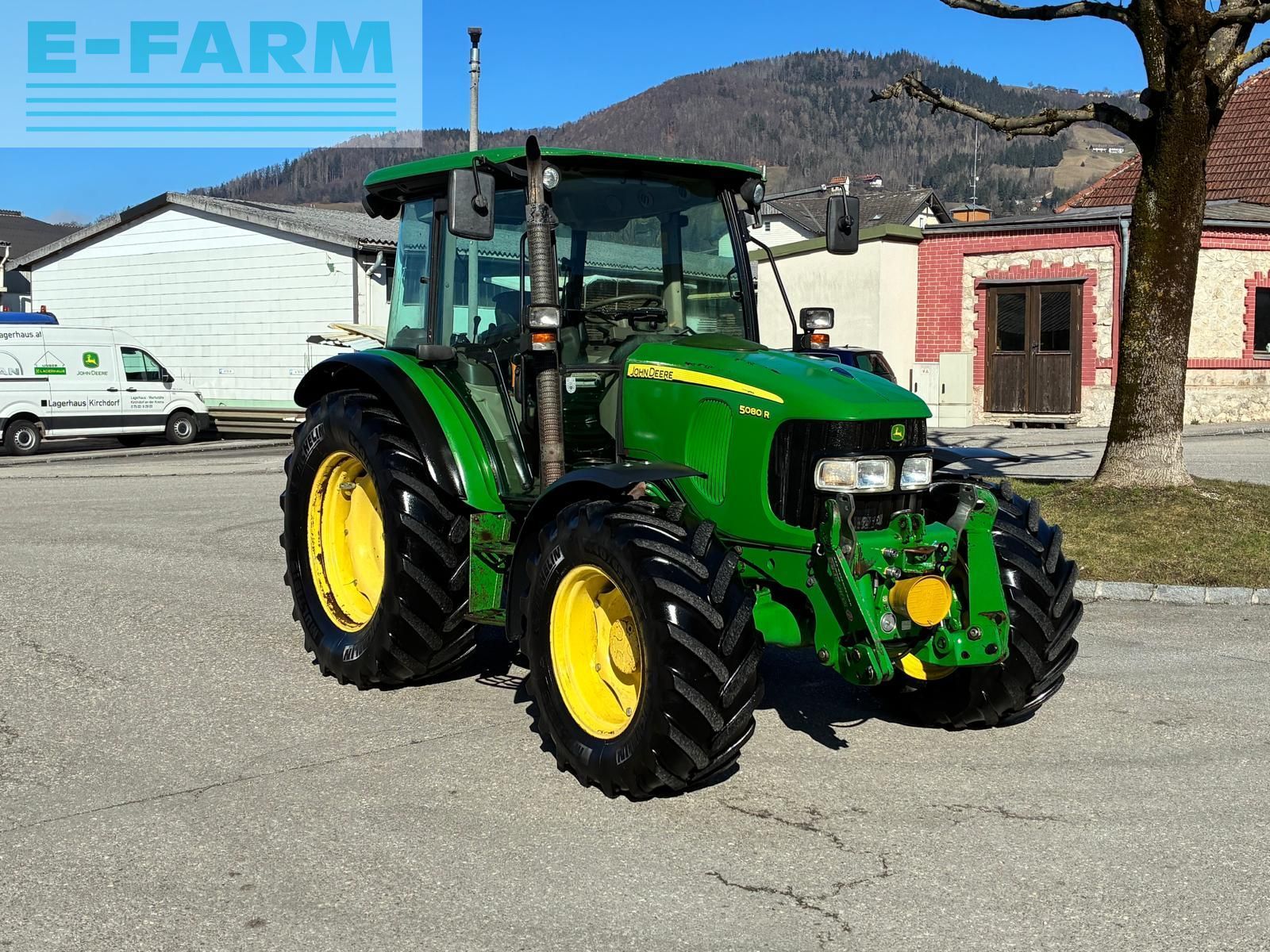 John Deere 5080 R Tractor €44,900