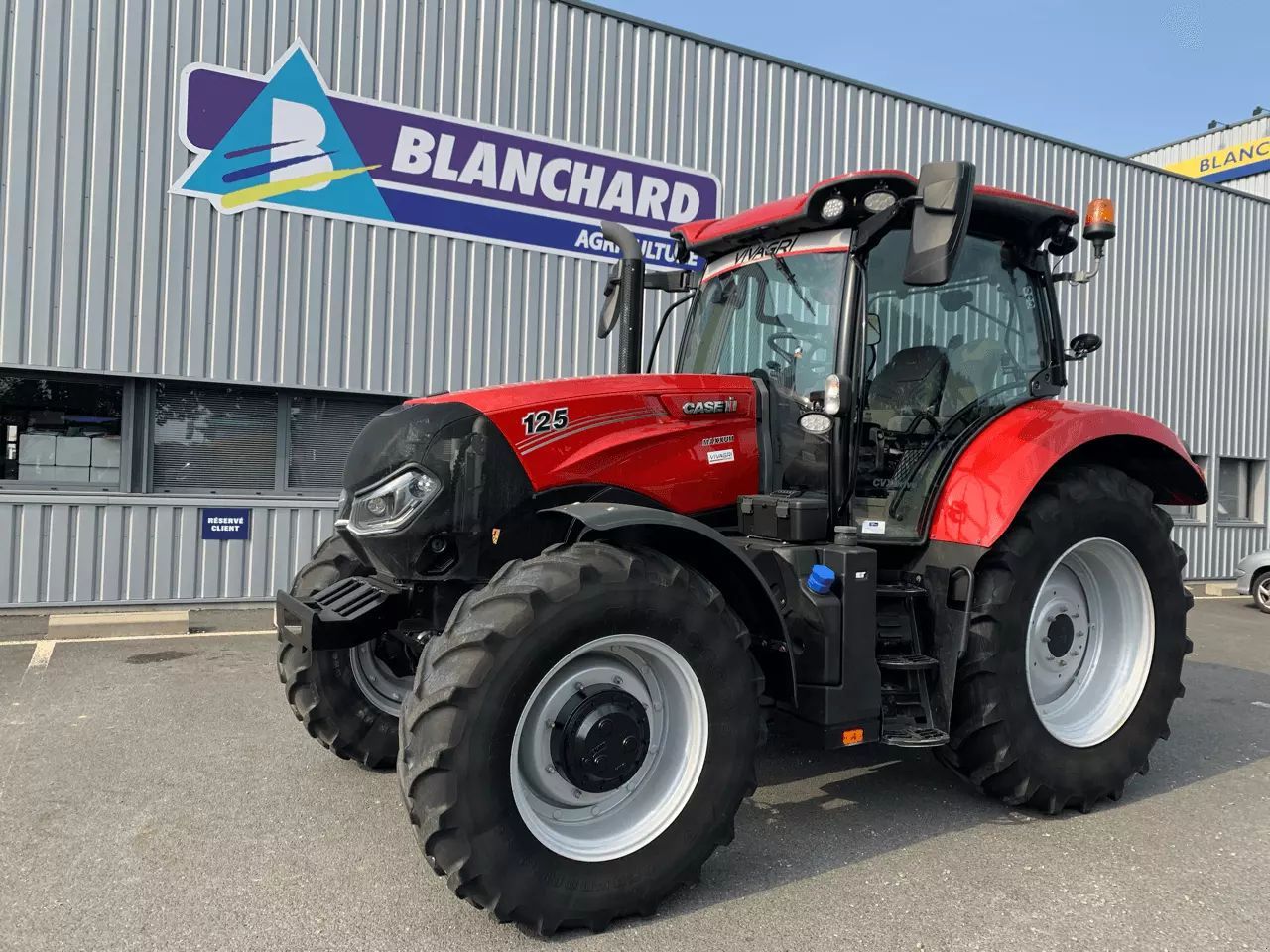 E-FARM: Case IH Maxxum 125 CVX - Tracteur - id RHFX821 - 85 000 € - Année: 2022 - Lecture du nombre d'heure: 1 244,France
