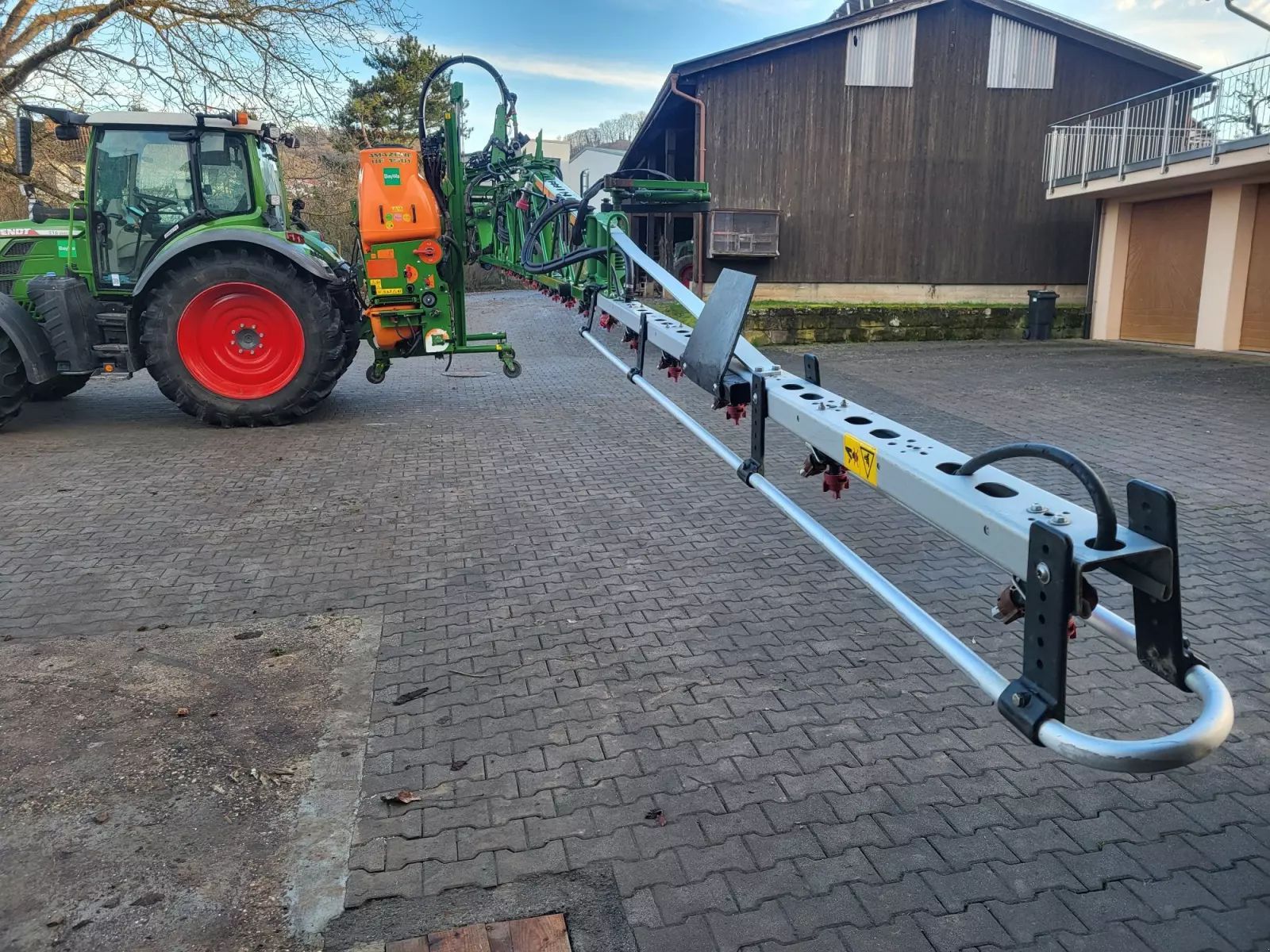 Amazone uf 1501 Sprayer €30,000