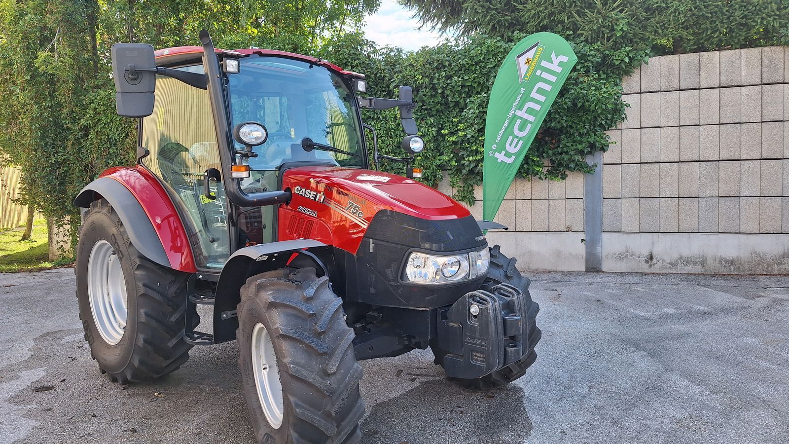 Case IH Farmall 75 C Tractor €40,000
