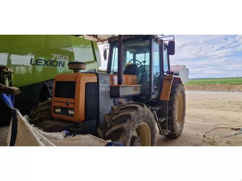 E-FARM: Renault 110-54tx - Tracteur - id FKU6NWV - Année: 1997 - Lecture du nombre d'heure: 8 200,France