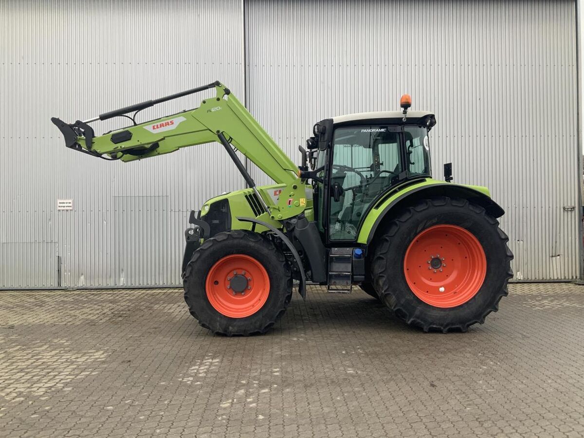 Claas Arion 460 Tractor €69,328